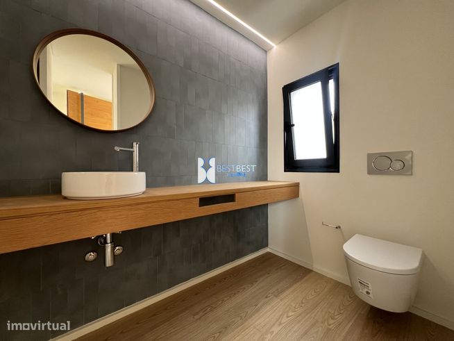 MORADIA INDIVIDUAL DE LUXO T3, DUAS SUITES, NOVA, CONCLUIDA,NA TROFA-9