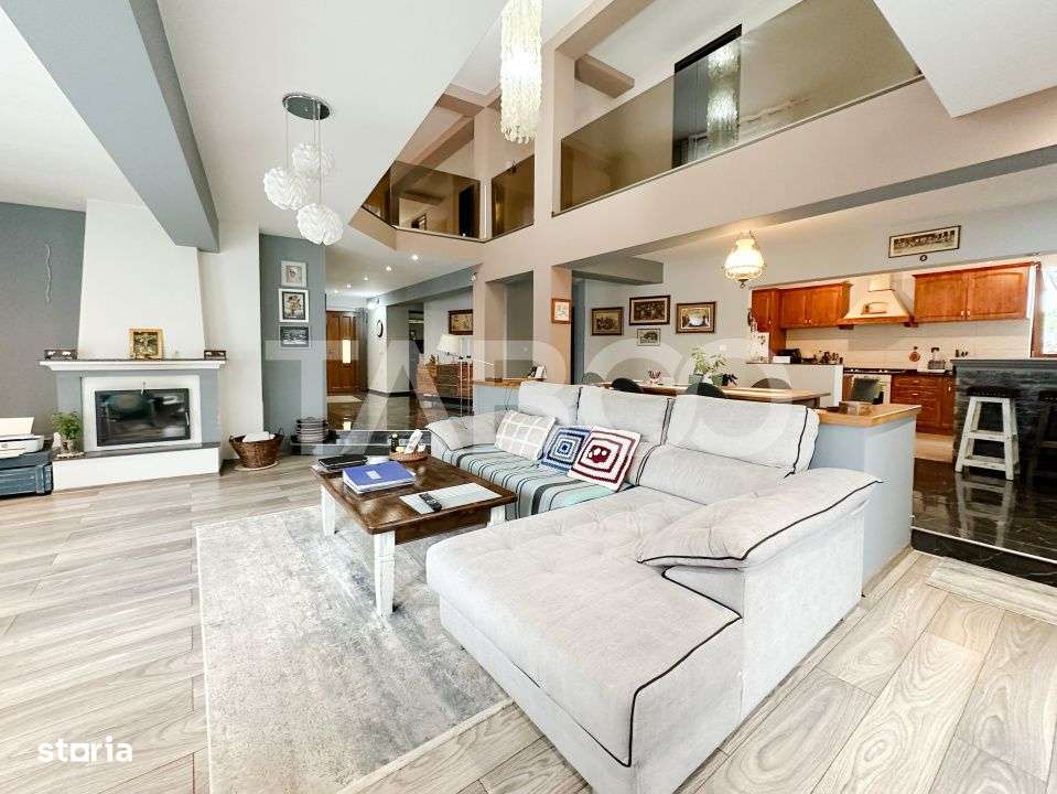 De vanzare casa individuala stil mediteranian curte 704 mp in Borhanci - Imagine principală: 4/19