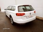 Volkswagen Passat Alltrack 2.0 TDI DSG 4Motion - 13