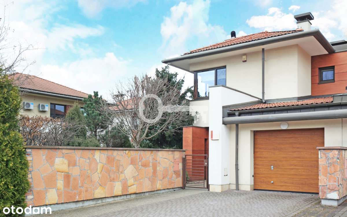 Dom na sprzedaż, 5 pokoi, 196 m², Bielawa