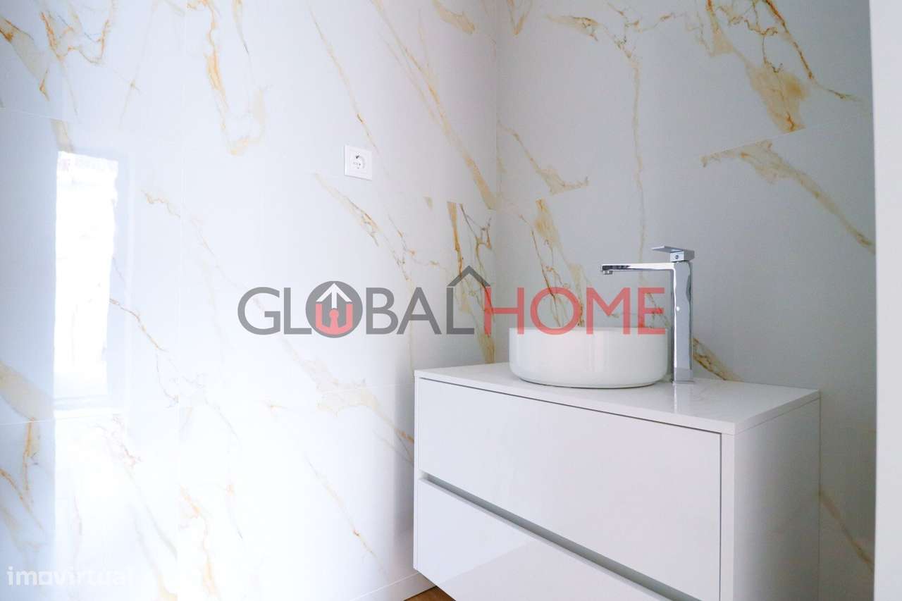 Moradia T3 Nova com Terraço e Piscina em São Pedro da Cova-21