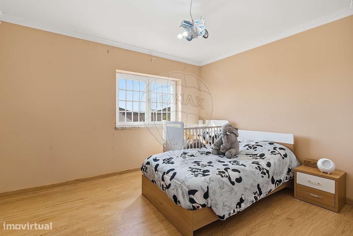 Moradia T5 para venda - Grande imagem: 3/25