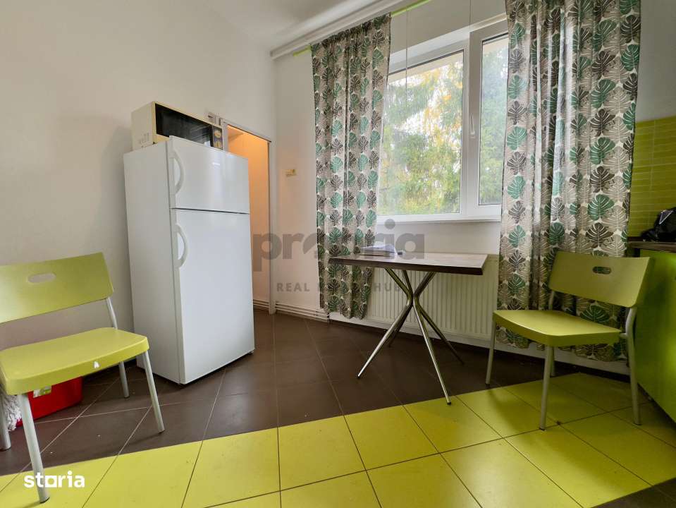 Apartament 2 camere de vanzare – Brasov, Centru Civic, Str. 9 Mai - Imagine principală: 2/9