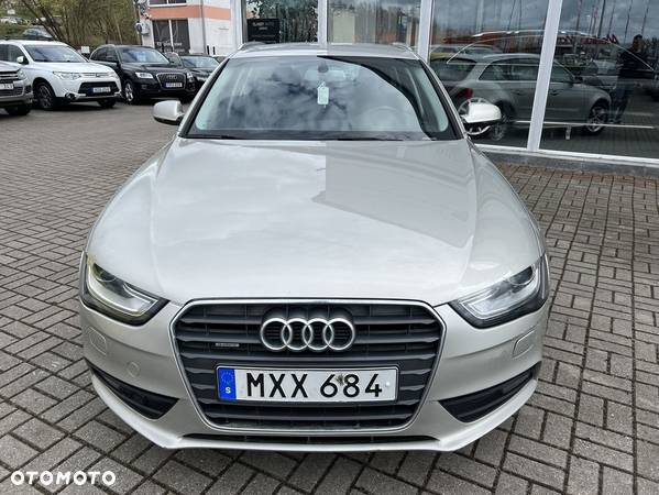 Audi A4 2.0 TDI Quattro Line S tronic - 13