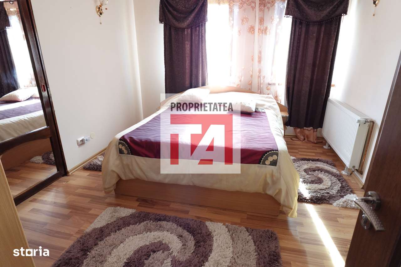 Casa spatioasa si teren de 1500mp Unguras-10