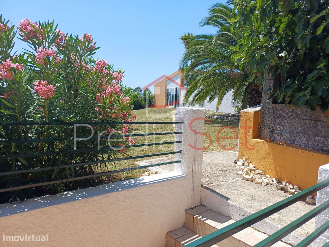 Moradia T4 Piscina-Setúbal-3