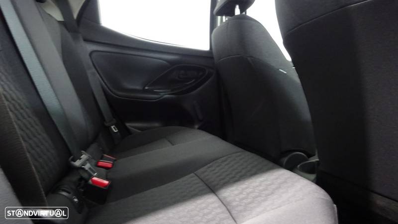 Toyota Yaris 1.0 VVT-i Comfort Plus - 7