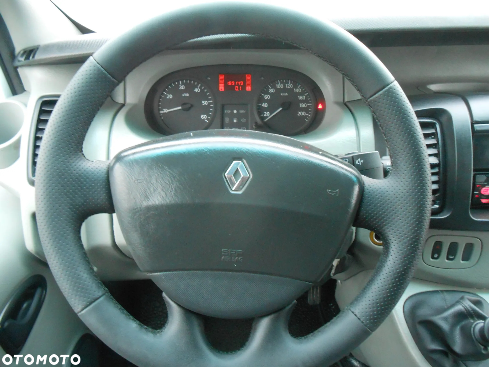 Renault Trafic - 9