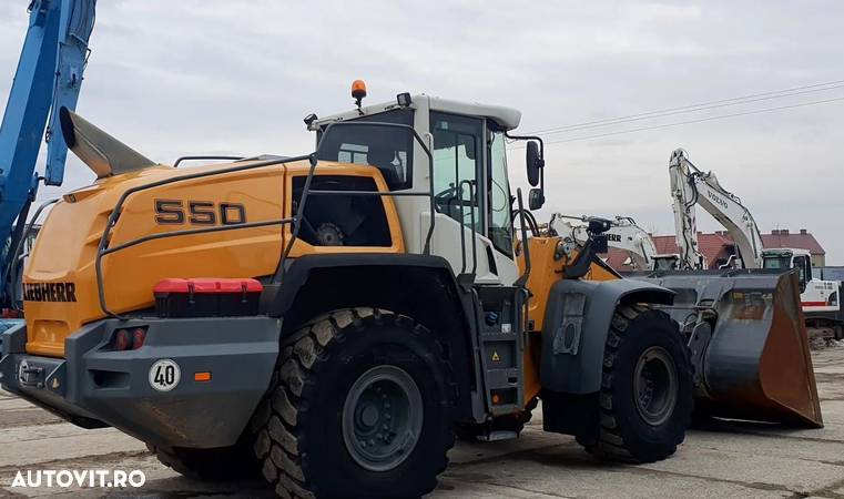 Liebherr L550 x Power Incarcator Frontal - 2