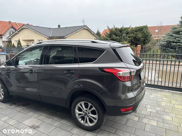 Ford Kuga 2.0 TDCi AWD Titanium - 4