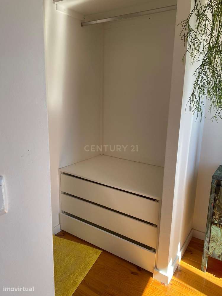 Apartamento  T1 duplex em prédio renovado com Vista Panorâmica-15