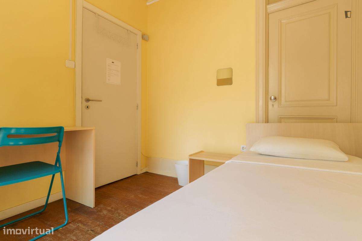 Quarto - localizado em Saldanha Lisbon - Grande imagem: 4/10