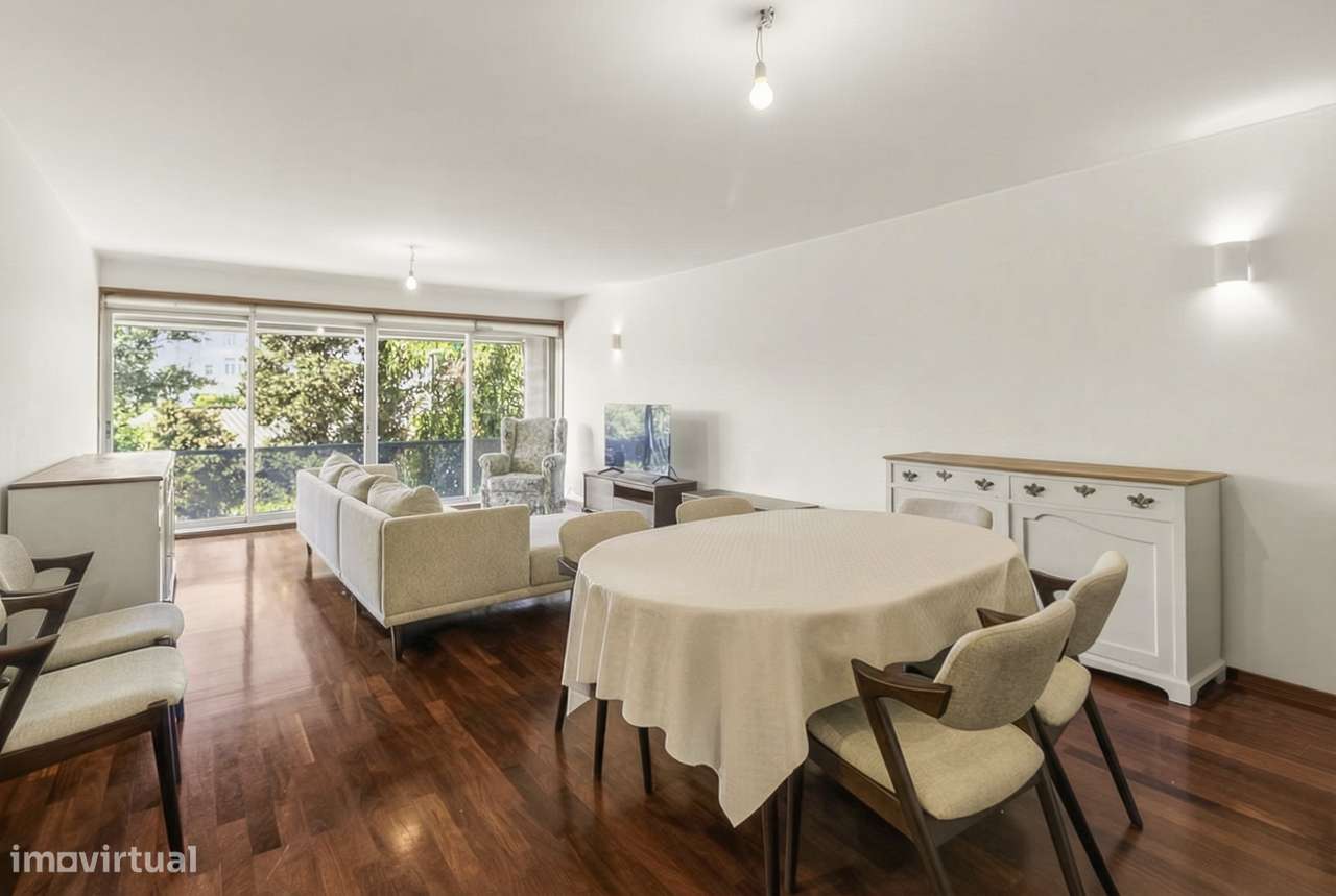 T3 Duplex com Jardim Privativo, O Conforto de uma Moradia  Porto-0