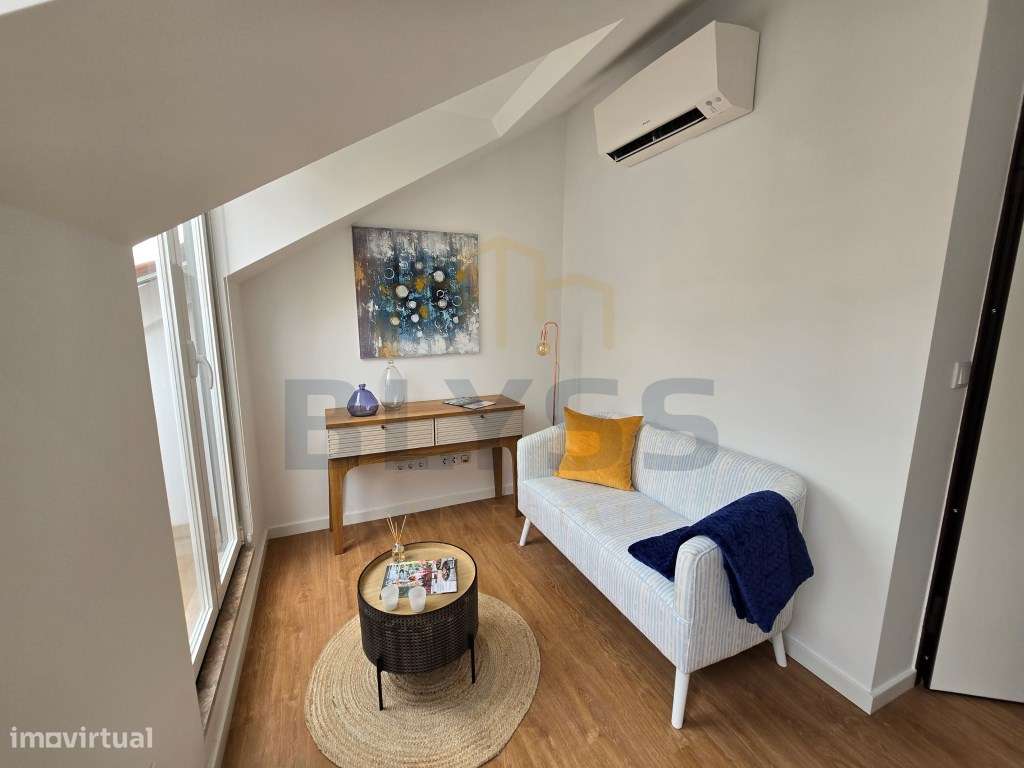 Apartamento T2 Totalmente Remodelado, Vista Rio, Santa Engrácia, Sã... - Grande imagem: 2/23