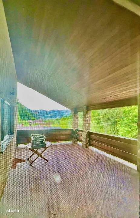 Casa de vacanta sau pensiune | Batca Doamnei | Teren in natura-8