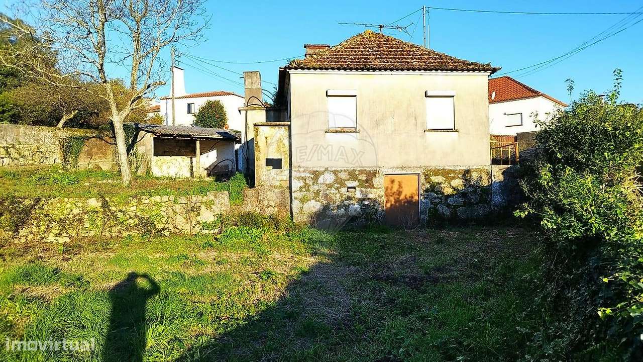 Moradia T2 para venda-4