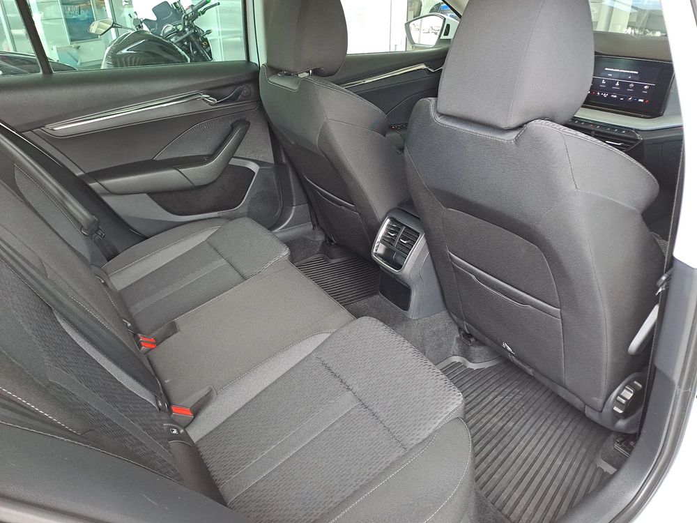 SKODA OCTAVIA Style 1.5 E-TSI 150KM DSG Kamera Martwe Pole SmartLink Salon PL ASO