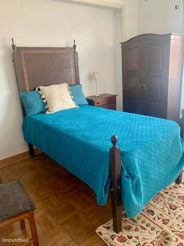 Quarto - localizado em Bairro do Sol Coimbra - Grande imagem: 3/10