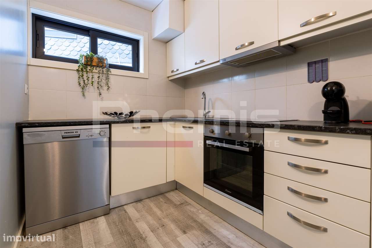 T1 no centro do Porto em frente ao metro-5