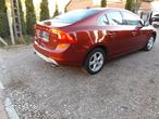 Volvo S60 T3 R-Design - 4