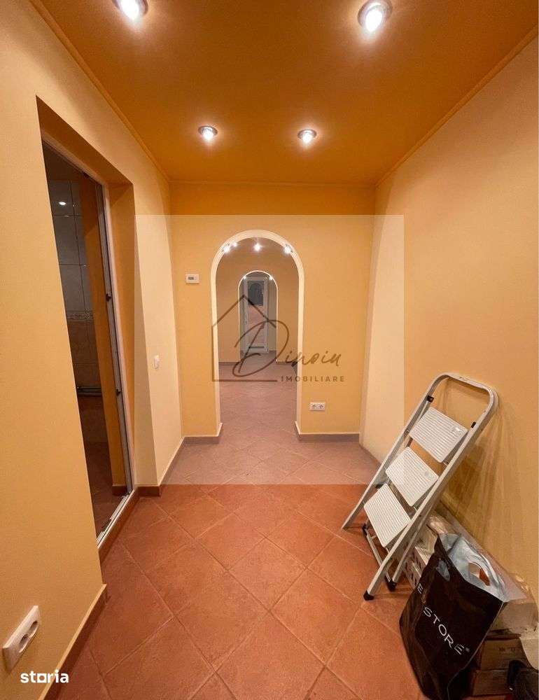 Apartament 3 camere Trapezului Metrou 1Dec - renovat centrala proprie - Imagine principală: 4/10