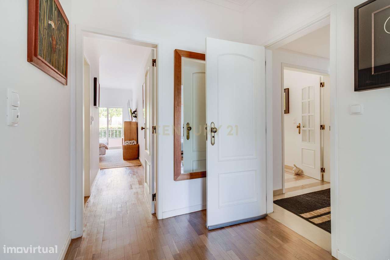 Elegância, Harmonia e Exclusividade — O Seu Refúgio de Luxo na Costa d-22