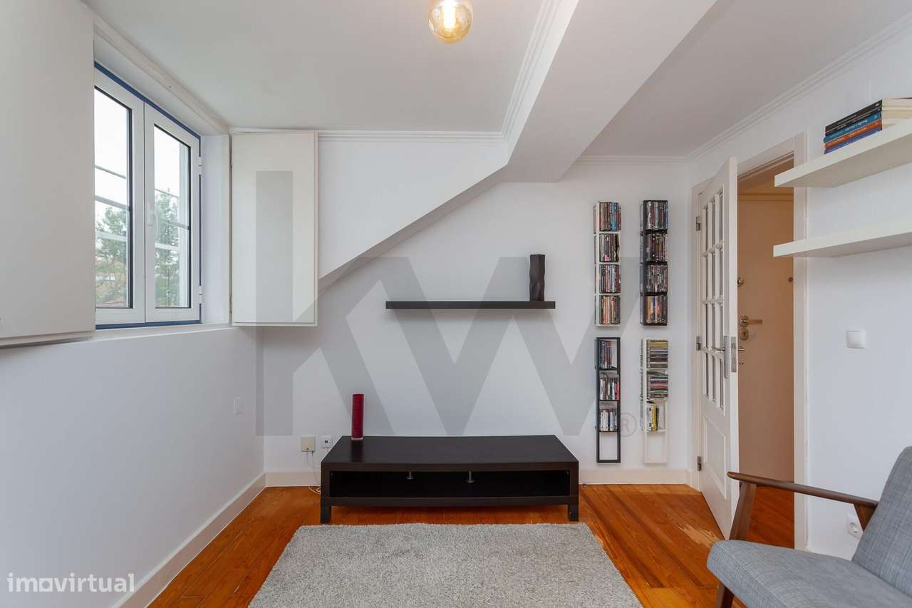 Apartamento T1+1 em duplex para arrendamento na Estrela | Vista Rio - Grande imagem: 4/40