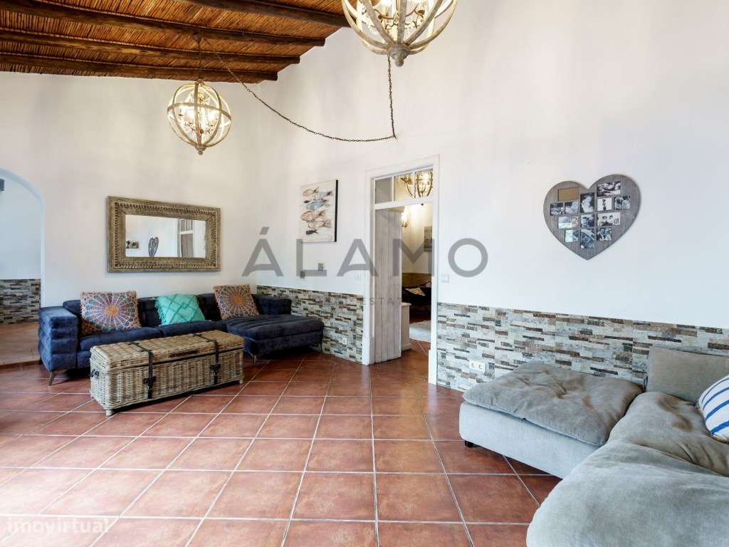 Villa tradicional com piscina em Loulé-30