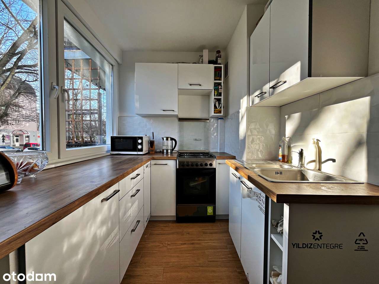 2 pokojowe mieszkanie z balkonem na parterze z parkingiem za szlabanem-1