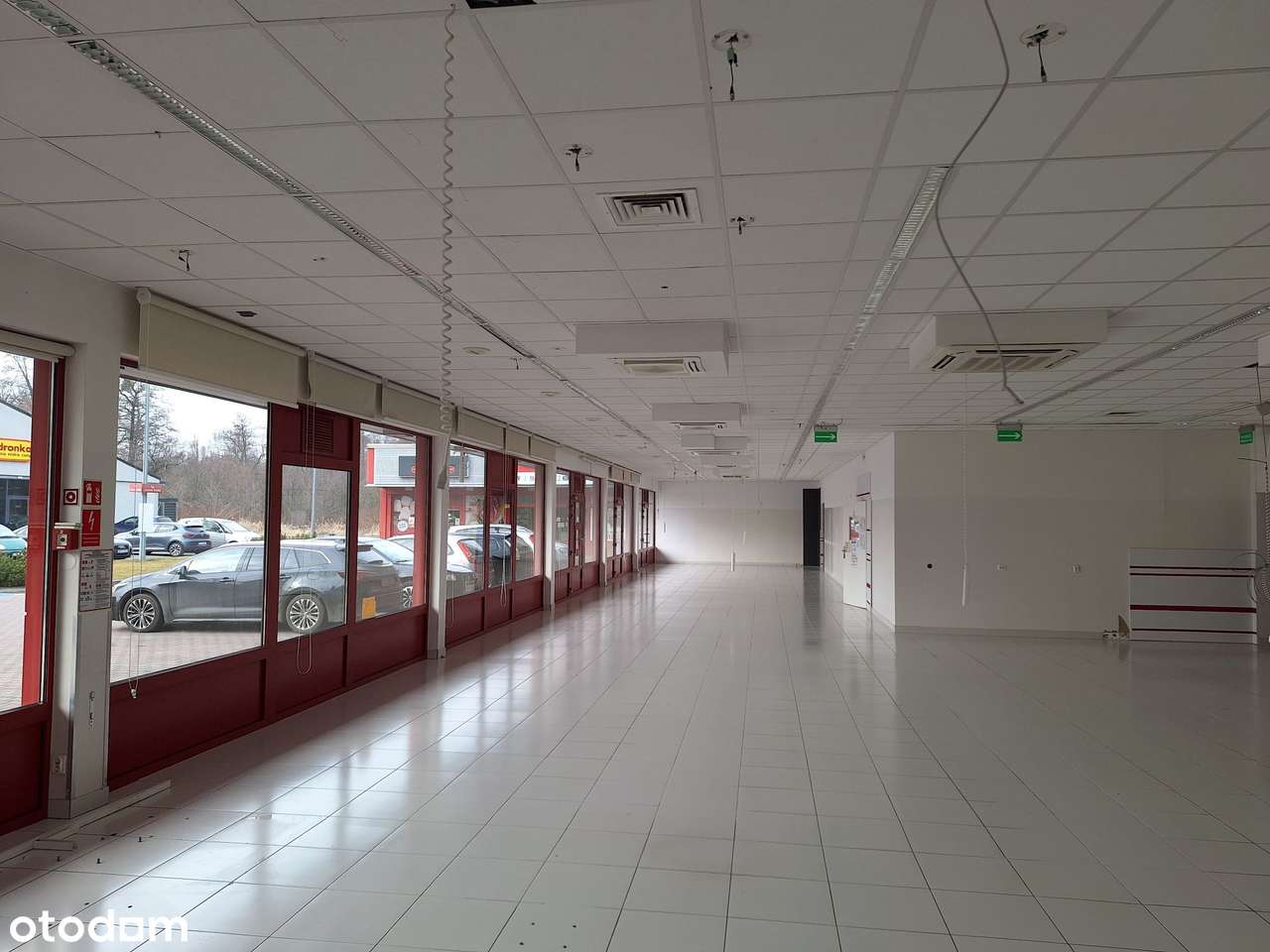 Lokal użytkowy  582 m2 - Pełny obrazek: 4/5