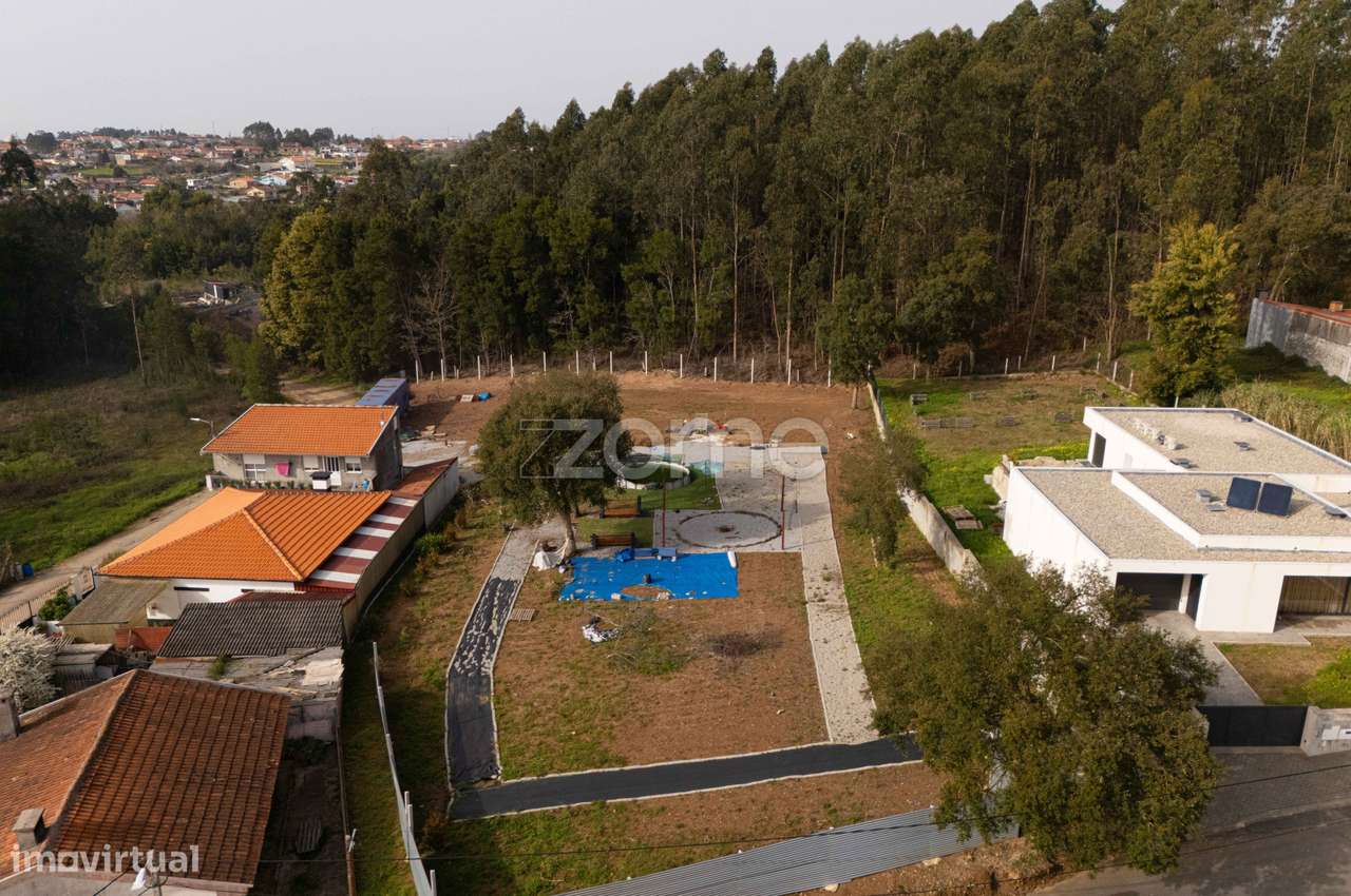 Terreno Urbanizável 2880m a 10min Praia-5