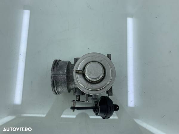 Supapa EGR Audi A4 B6 AVF / AWX EU3 2001-2004  038131501A - 1