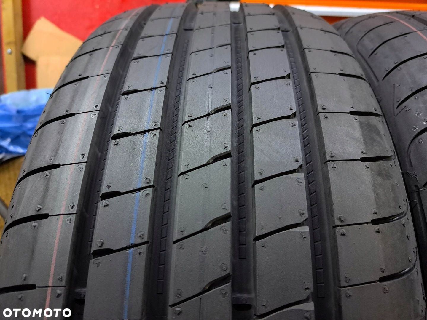 225/45R19 96W Goodyear Eagle F1 Asymmetric 5 DEMO - 4