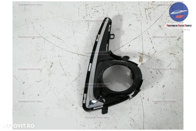 Grila Proiector Dreapta Toyota Auris XP130 2011 2012 2013 2014 2015 originala - 2