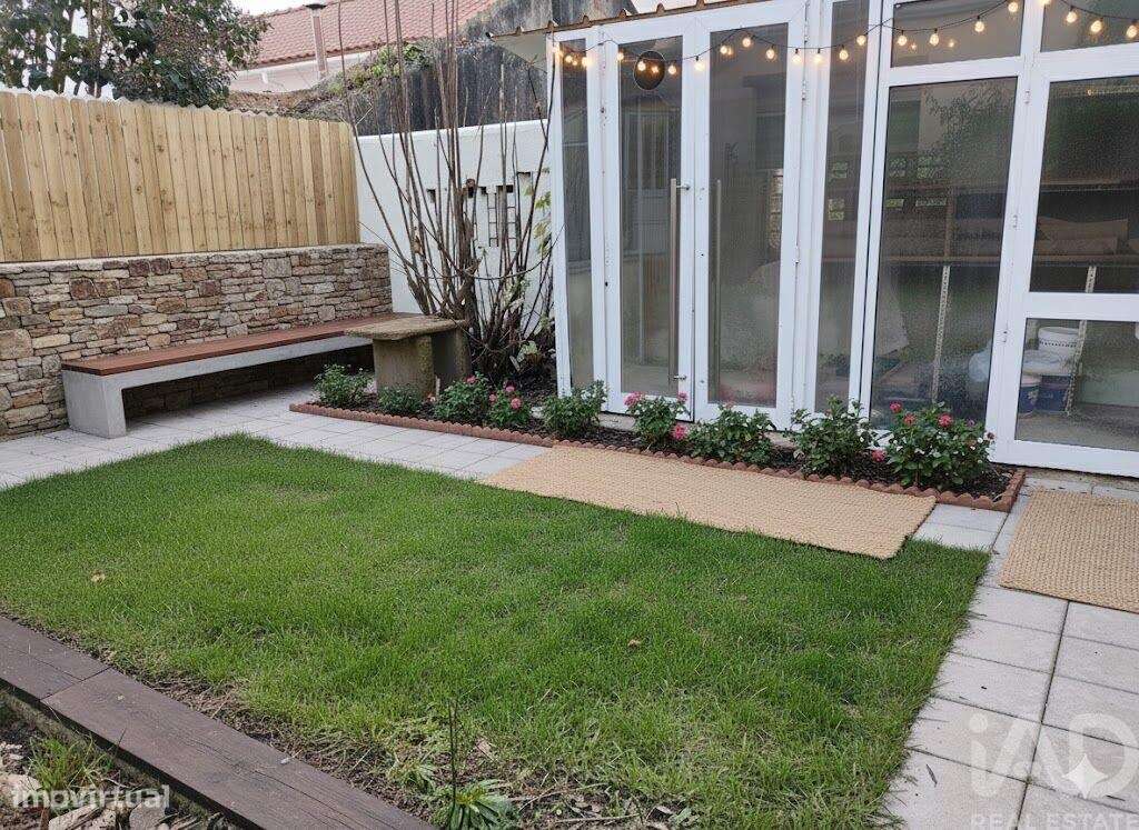 Moradia geminada T2 em Agualva e Mira-Sintra - Grande imagem: 4/22