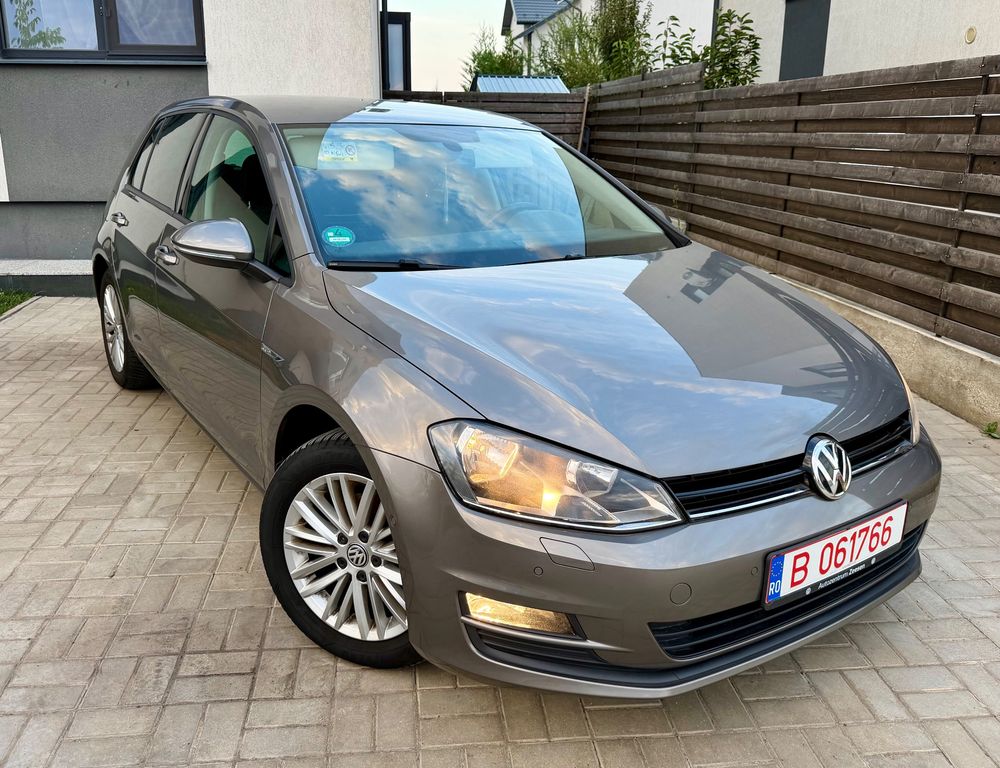 Volkswagen Golf VII [2012 - 2020] 1.2 TSI BlueMotion Technology DSG Cup 2015