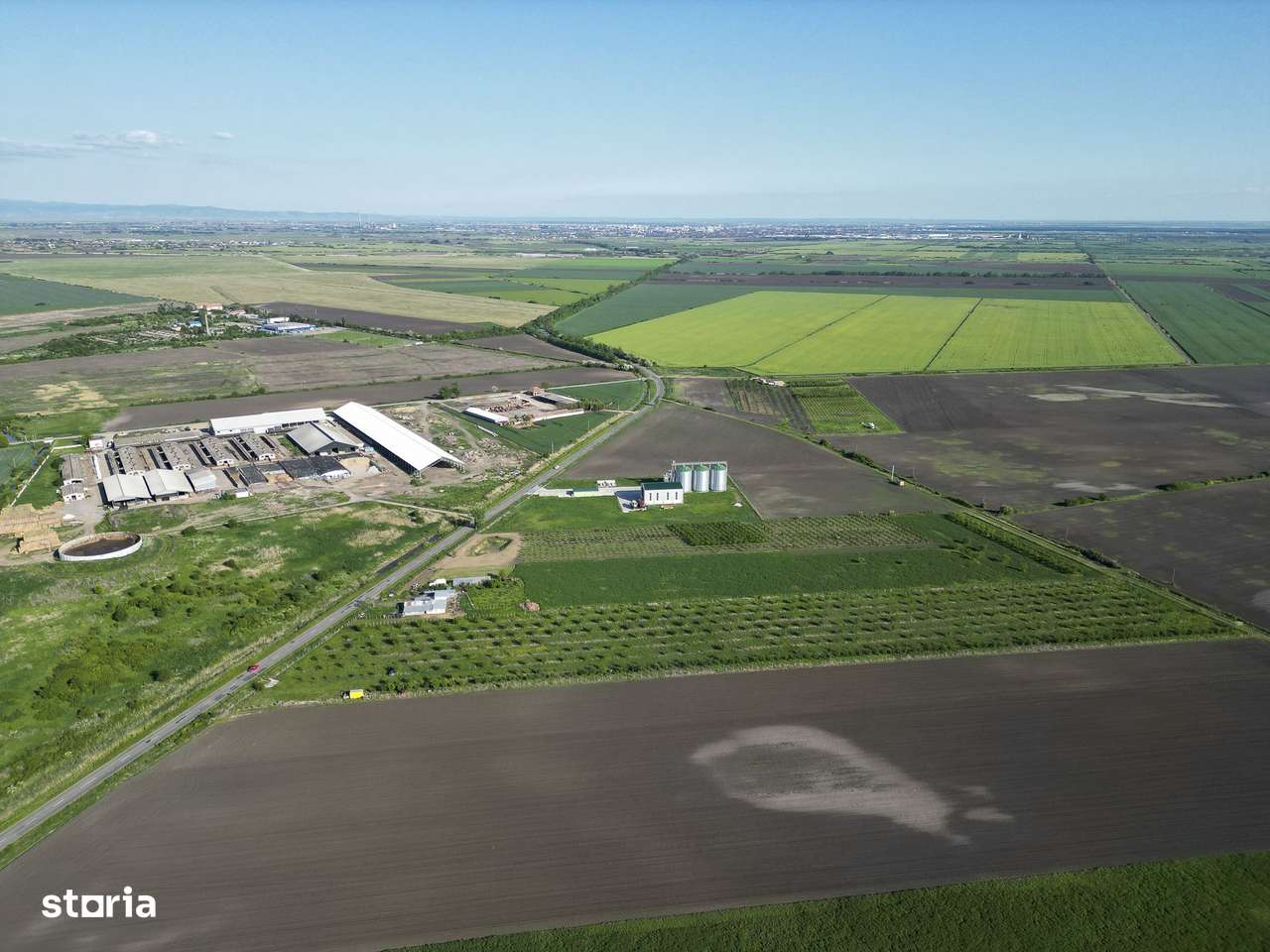 Livadă de nuci și pruni 2.4ha în Variașu Mare - Imagine principală: 4/20