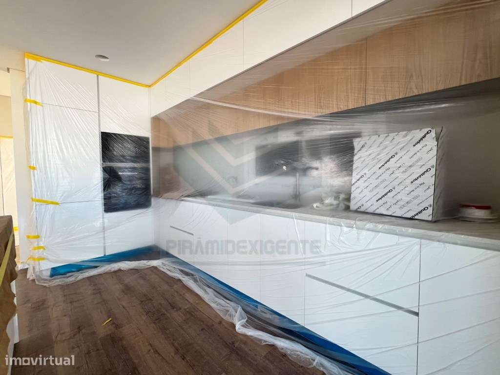 Moradia Isolada, Piscina, Garagem, Jardim Amplo, Azeitão-11