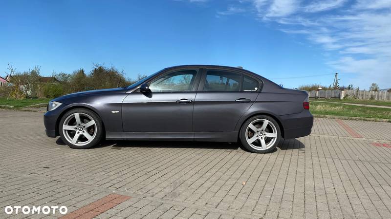 BMW Seria 3 325i - 8