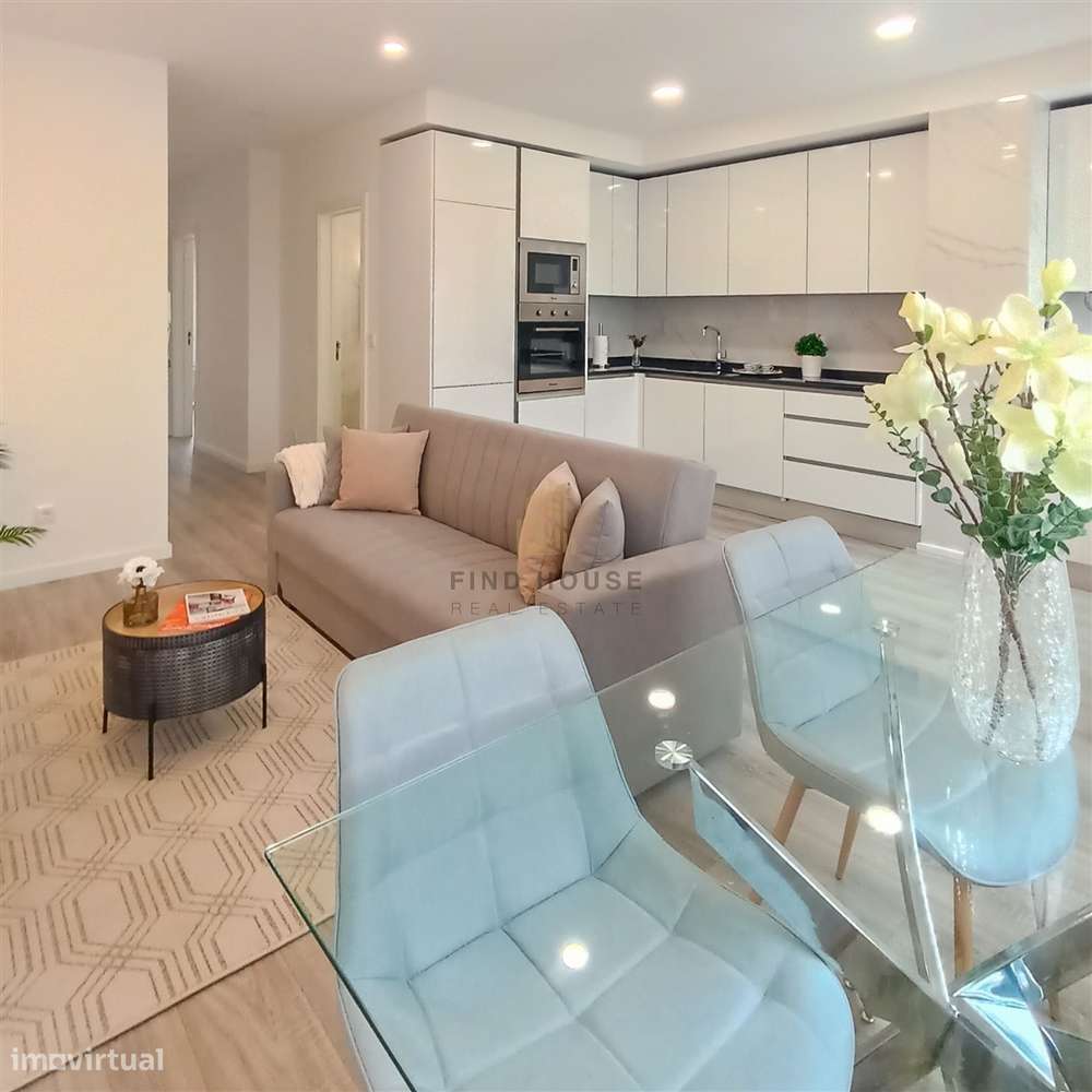 Apartamento T3 Remodelado com Logradouro em Benfica | Lisboa - Grande imagem: 2/14