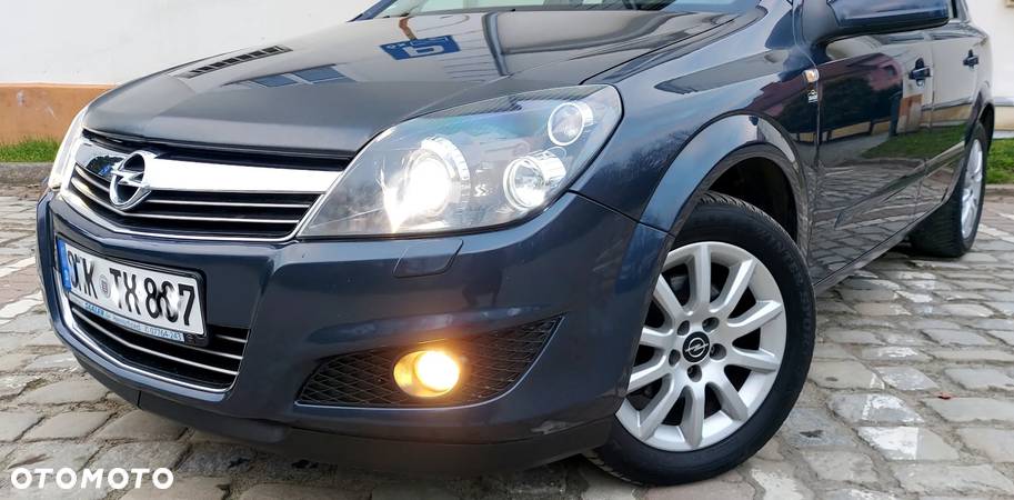 Opel Astra 1.8 Edition - 9