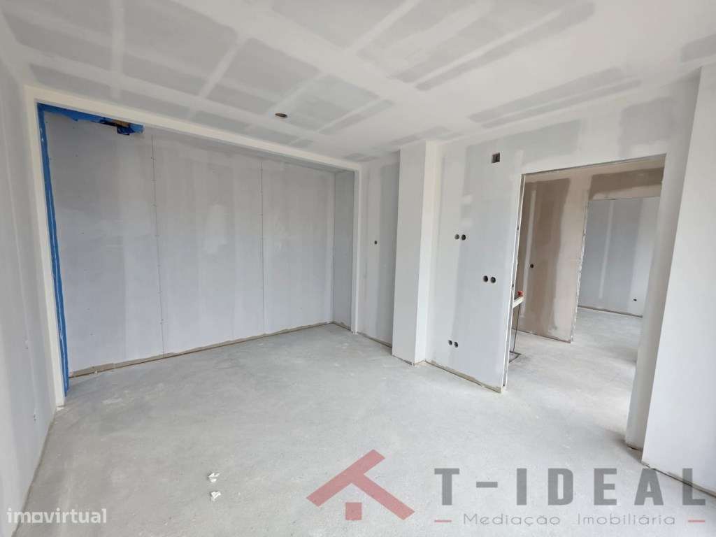 Moradia T4 Moderna na Lourinhã-18