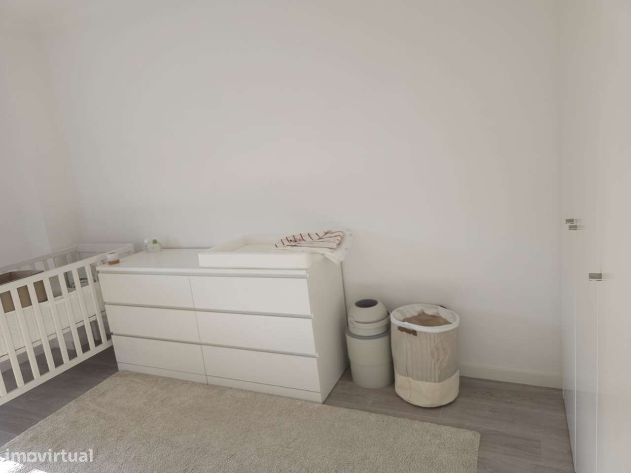 Apartamento T3 com varanda, ar condicionado e elevador-5