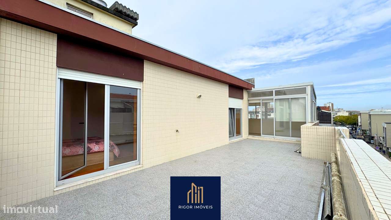 Apartamento T3 - Renovado | Póvoa de Varzim - Centro | Exclusivo-10