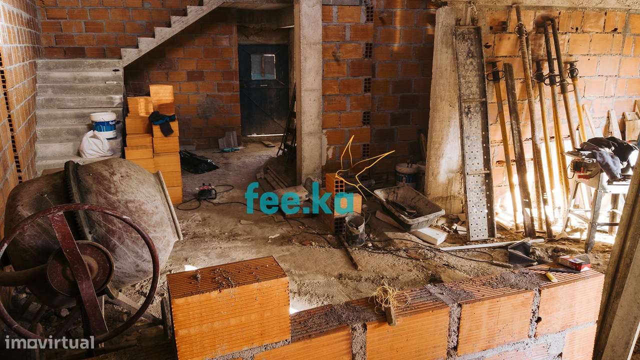 Moradia em Banda com Logradouro-5