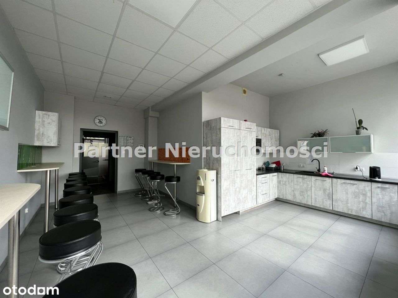 Lokal 36 M !!!! Parking!!! Biurowiec!!! - Pełny obrazek: 4/7