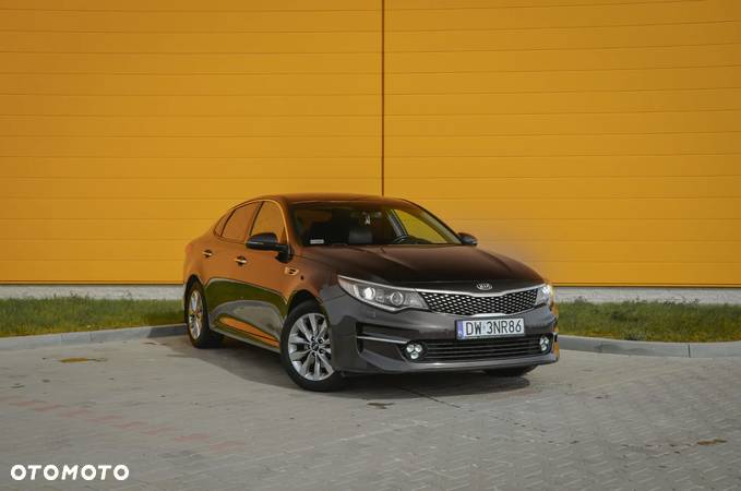 Kia Optima 1.7 CRDI L DCT - 1