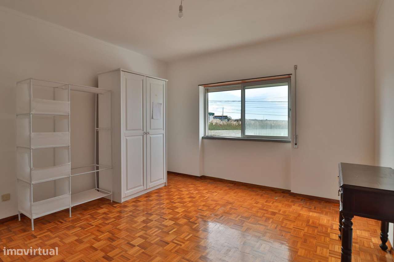 Moradia Isolada  com 3.400 m²  – Potencial único perto do Baleal - Grande imagem: 2/31