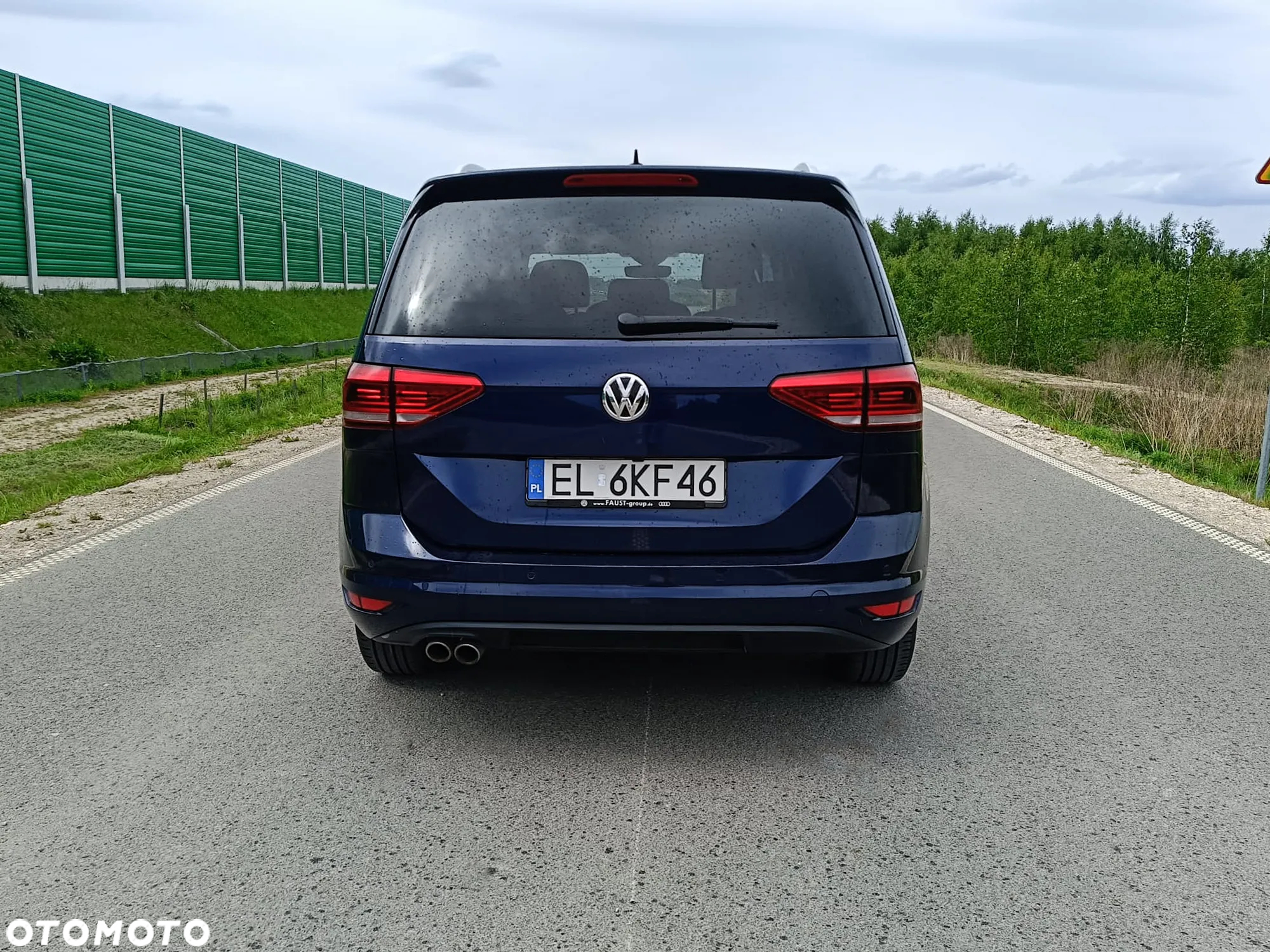 Volkswagen Touran 2.0 TDI SCR DSG Highline - 9