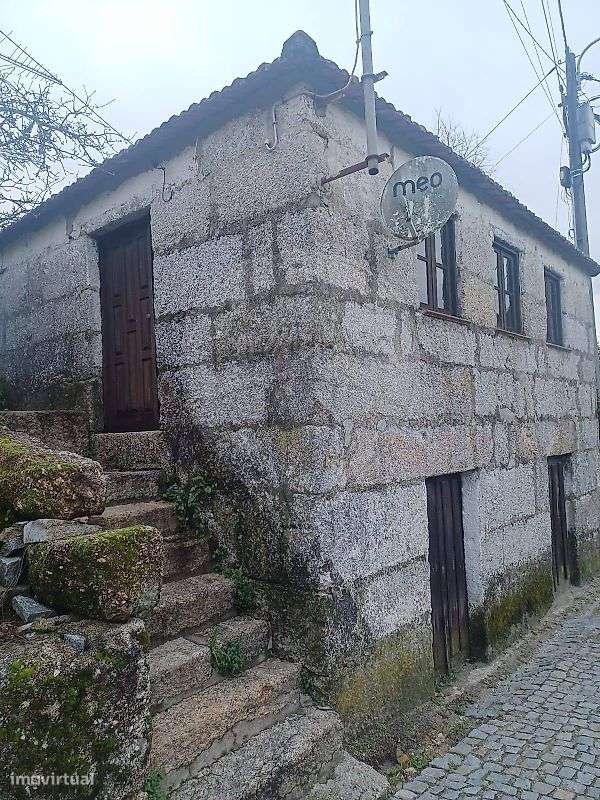 Moradia T2 para venda - Grande imagem: 2/15